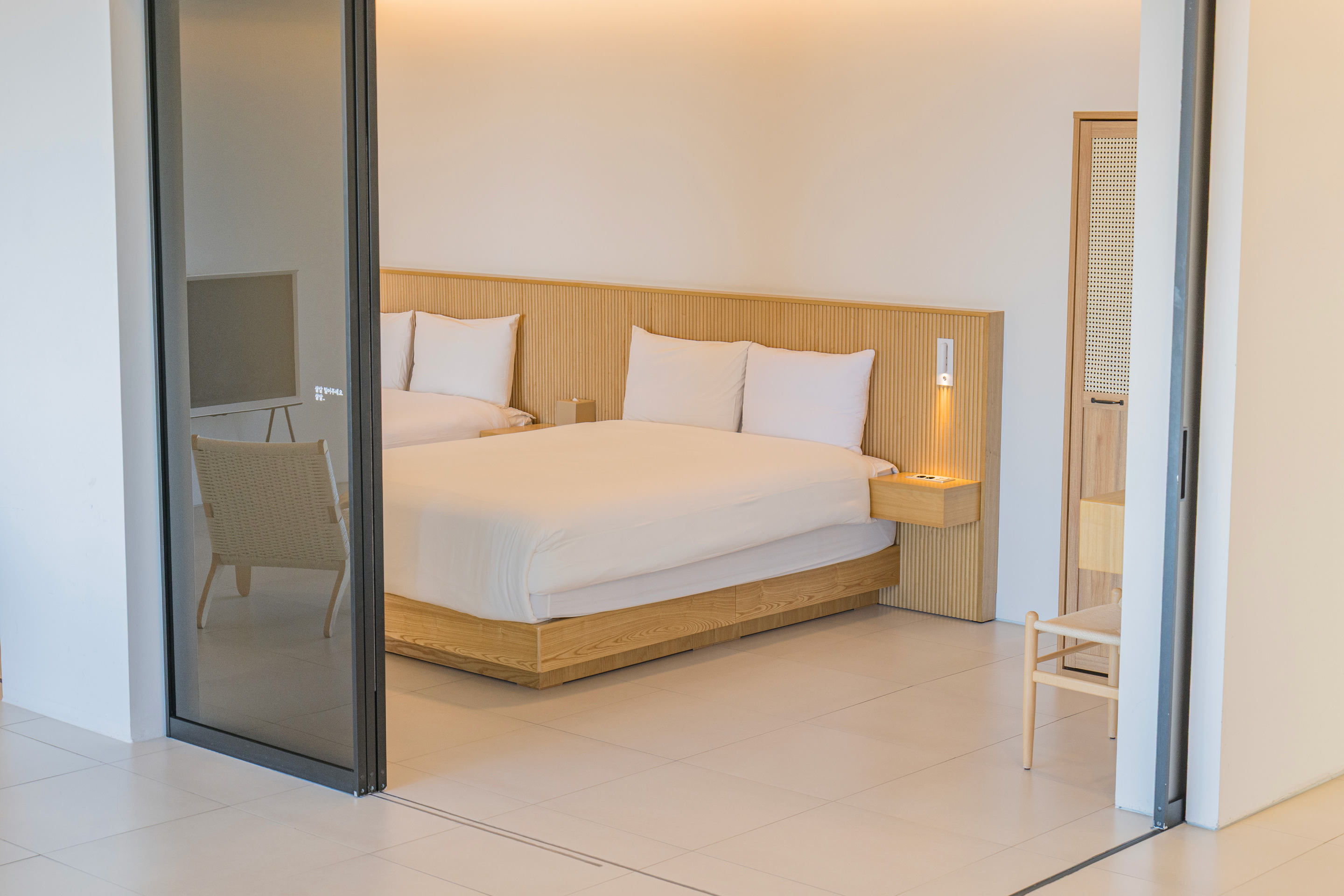 디어웨이브의 1F 가든 스위트