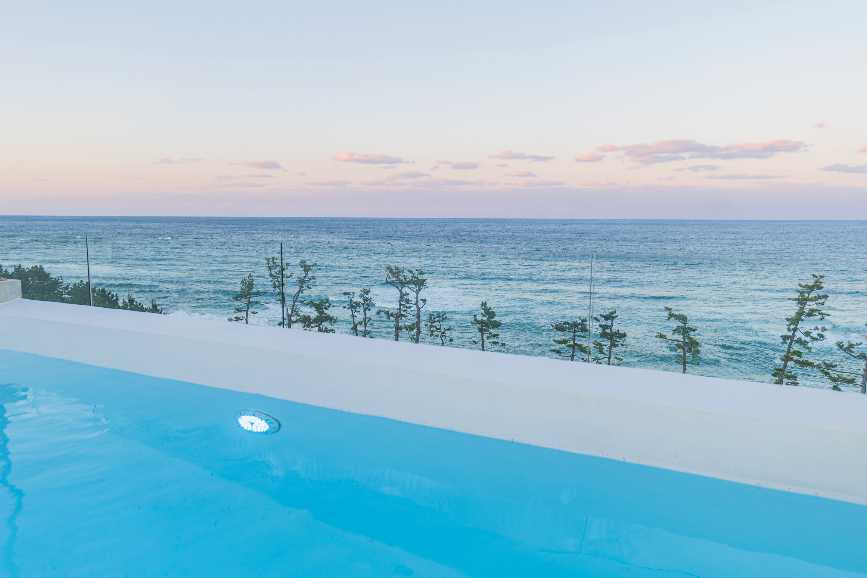 디어웨이브의 4F 루프 스위트